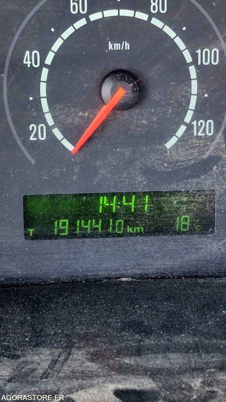 6*4 AMPIROL - SCANIA de 2005 avec BRAS PROMAT - 191441kms - Тягач: фото 3 6*4 AMPIROL - SCANIA de 2005 avec BRAS PROMAT - 191441kms - Тягач: фото 3