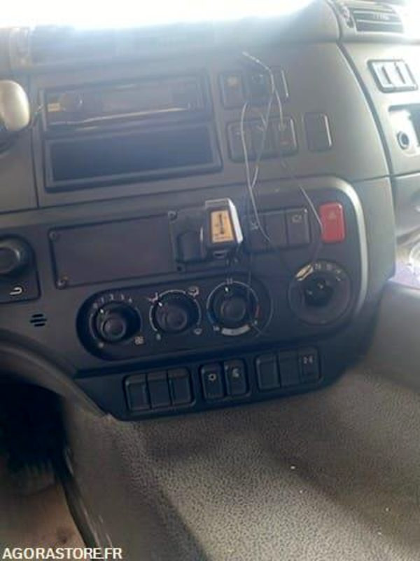 Тягач Tracteur DAF 4x2 CF - 2016 / 309955 KM: фото 10