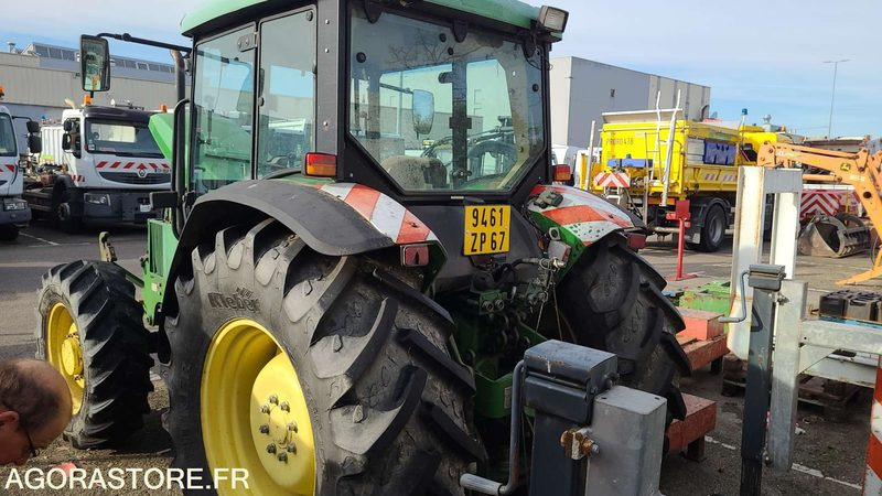 Tracteur avec chargeur - John Deere - 5550 JE - 2001 -9461ZP67 в лизинг Tracteur avec chargeur - John Deere - 5550 JE - 2001 -9461ZP67: фото 16
