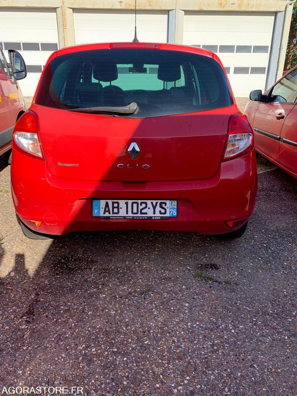 VL RENAULT CLIO3 AB102YS - Легковой автомобиль: фото 1 VL RENAULT CLIO3 AB102YS - Легковой автомобиль: фото 1