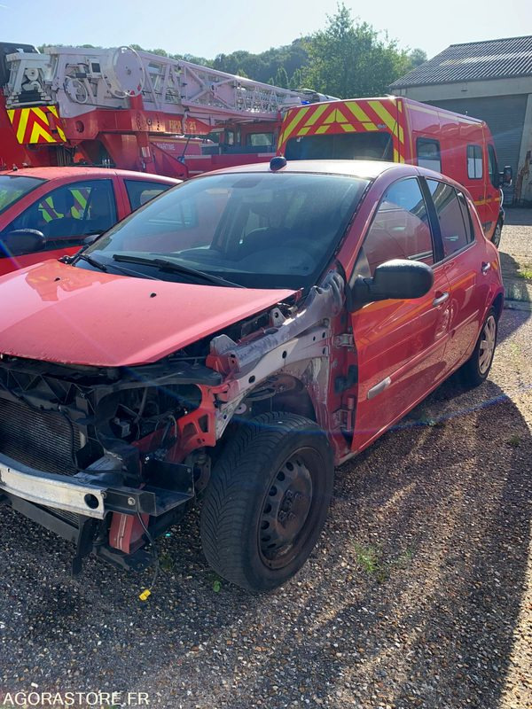 VL RENAULT CLIO3  AB102YS - Легковой автомобиль: фото 3 VL RENAULT CLIO3  AB102YS - Легковой автомобиль: фото 3