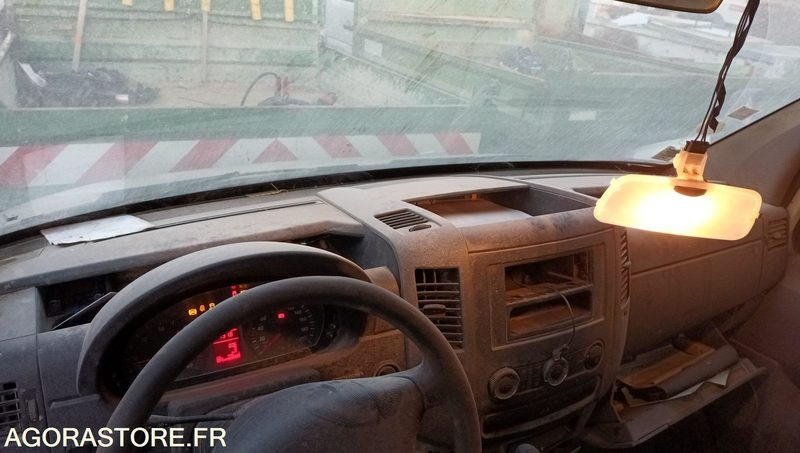 VOLKSWAGEN CRAFTE - 2011 - 213750KM - BL964FA - Малотоннажный самосвал: фото 5 VOLKSWAGEN CRAFTE - 2011 - 213750KM - BL964FA - Малотоннажный самосвал: фото 5