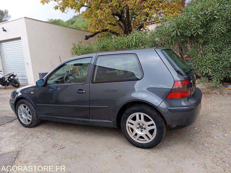 VOLKSWAGEN GOLF IV 2.0 115CH - 2000 - 265000KMS - Легковой автомобиль: фото 3 VOLKSWAGEN GOLF IV 2.0 115CH - 2000 - 265000KMS - Легковой автомобиль: фото 3