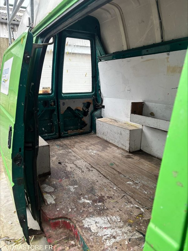 Vw Transporter - Цельнометаллический фургон: фото 4 Vw Transporter - Цельнометаллический фургон: фото 4