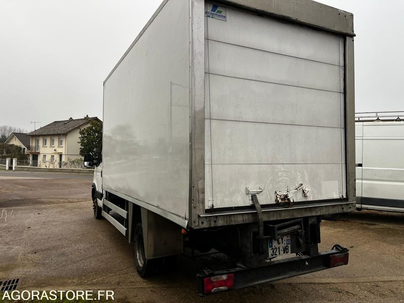 Iveco 35c13 frigorifique 185000km 2013 - Фургон-рефрижератор: фото 3 Iveco 35c13 frigorifique 185000km 2013 - Фургон-рефрижератор: фото 3