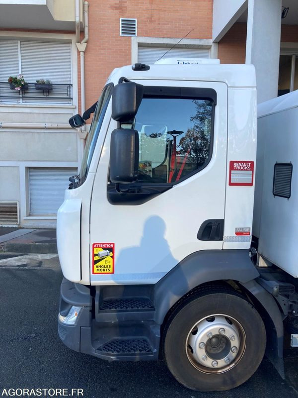 Laveuse de voirie - Подметально-уборочная машина: фото 3 Laveuse de voirie - Подметально-уборочная машина: фото 3