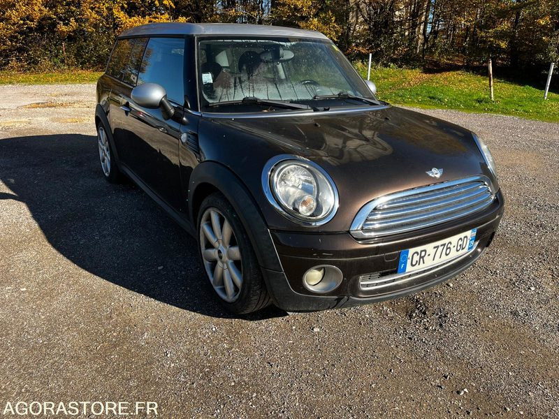 Mini clubman 1.6ess 2009 169000km - Универсал: фото 1 Mini clubman 1.6ess 2009 169000km - Универсал: фото 1