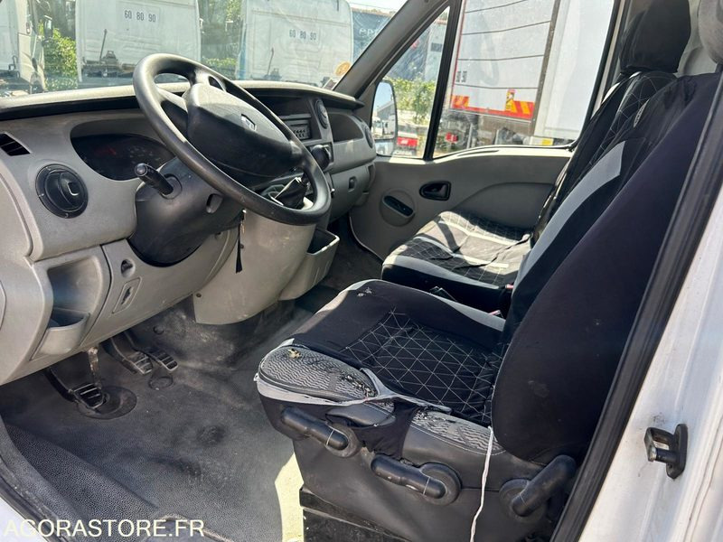 Renault master L2H2 DCI 100 2009 - 296100KM - Цельнометаллический фургон: фото 5 Renault master L2H2 DCI 100 2009 - 296100KM - Цельнометаллический фургон: фото 5