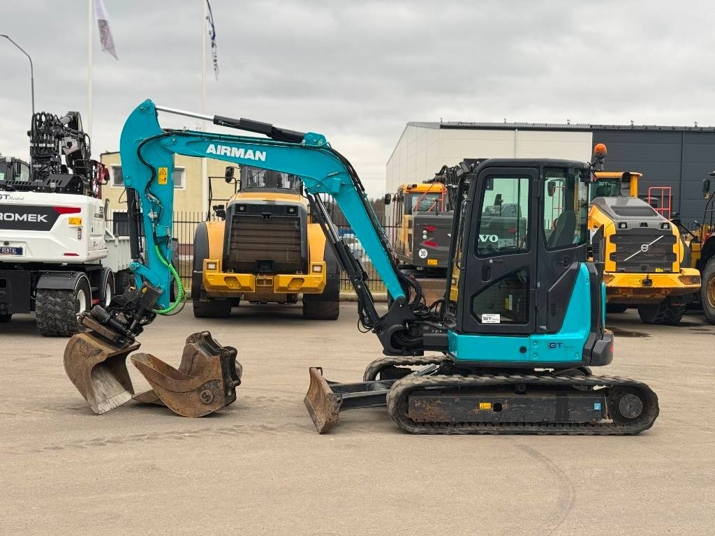 Airman AX 55 - Мини-экскаватор: фото 1 Airman AX 55 - Мини-экскаватор: фото 1