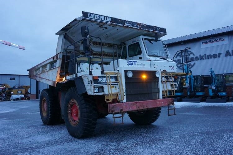 Карьерный самосвал CAT 769 D: фото 14