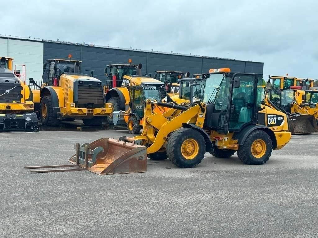 CAT 906 H  - Колёсный погрузчик: фото 5 CAT 906 H  - Колёсный погрузчик: фото 5