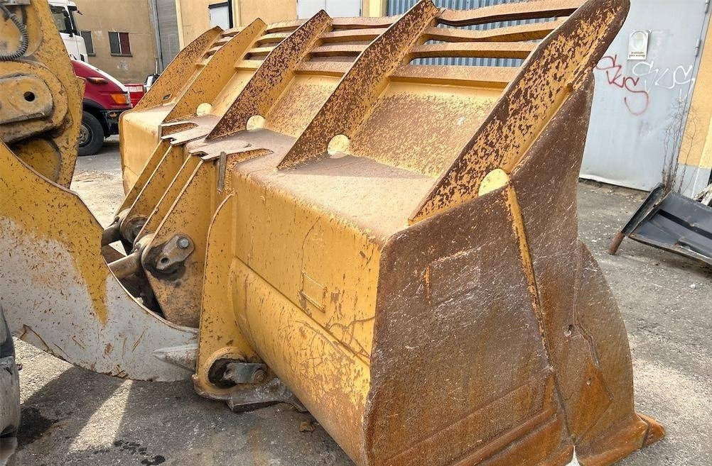 CATPILLAR 980K - Колёсный погрузчик: фото 5 CATPILLAR 980K - Колёсный погрузчик: фото 5