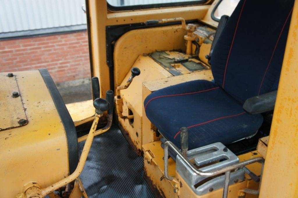 Komatsu D 155 A-1 - Бульдозер: фото 2 Komatsu D 155 A-1 - Бульдозер: фото 2