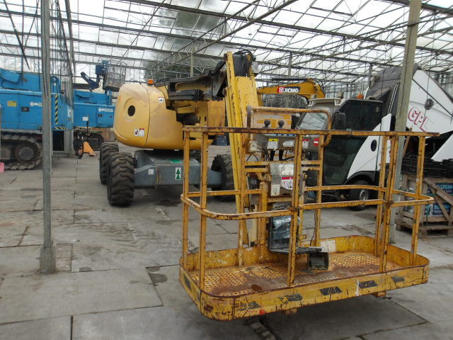 Коленчатый подъемник Haulotte HA16SPX 4WD: фото 10 Коленчатый подъемник Haulotte HA16SPX 4WD: фото 10