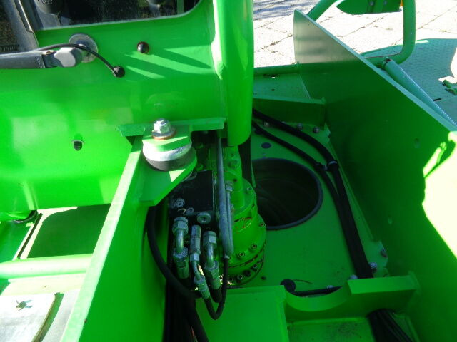 Телескопический погрузчик Merlo Roto 38.16: фото 15