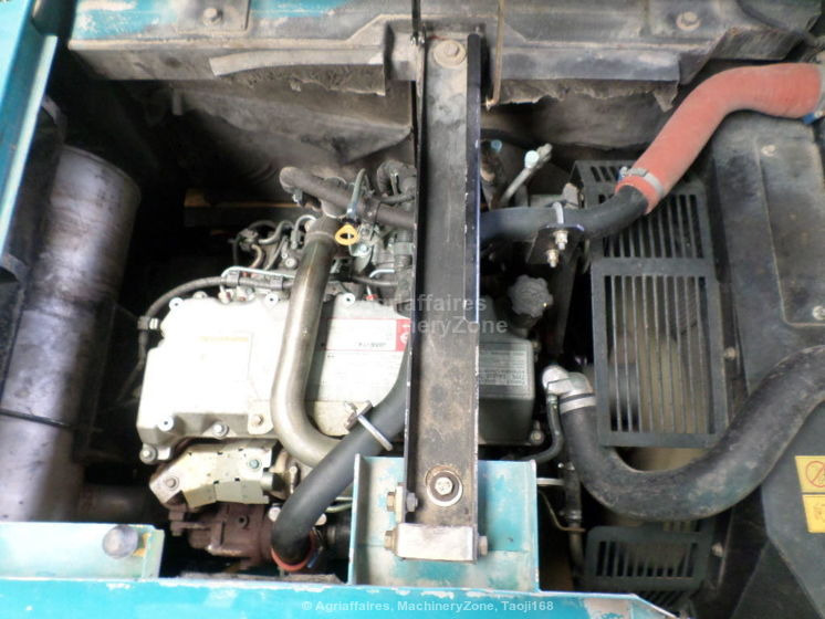 New Holland Kobelco Kobelco E 235 BSR-2 E 235 BSR-2 - Гусеничный экскаватор: фото 5 New Holland Kobelco Kobelco E 235 BSR-2 E 235 BSR-2 - Гусеничный экскаватор: фото 5