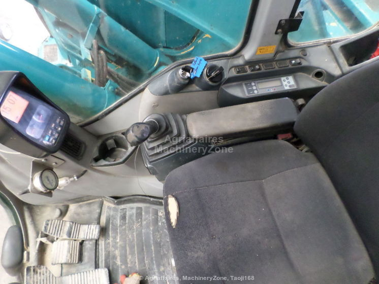 New Holland Kobelco Kobelco E 235 BSR-2 E 235 BSR-2 - Гусеничный экскаватор: фото 4 New Holland Kobelco Kobelco E 235 BSR-2 E 235 BSR-2 - Гусеничный экскаватор: фото 4