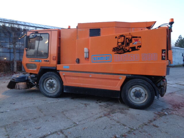 Schmidt Metro 500 4x2  - Подметально-уборочная машина: фото 5 Schmidt Metro 500 4x2  - Подметально-уборочная машина: фото 5