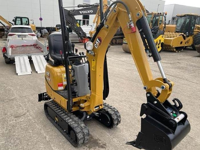 CAT 300.9D - Мини-экскаватор: фото 5 CAT 300.9D - Мини-экскаватор: фото 5