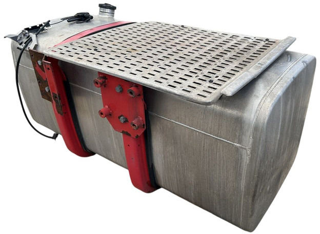 700L with brackets - Топливный бак для Грузовиков: фото 5 700L with brackets - Топливный бак для Грузовиков: фото 5