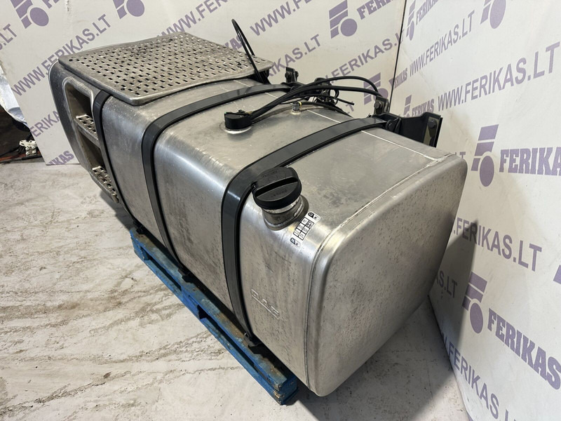 DAF 830L, fuel tank with brackets - Топливный бак для Грузовиков: фото 2 DAF 830L, fuel tank with brackets - Топливный бак для Грузовиков: фото 2