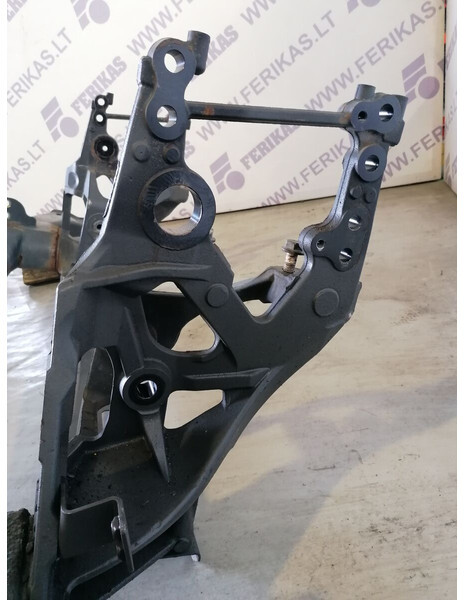 DAF XF106 - Бампер для Грузовиков: фото 3 DAF XF106 - Бампер для Грузовиков: фото 3