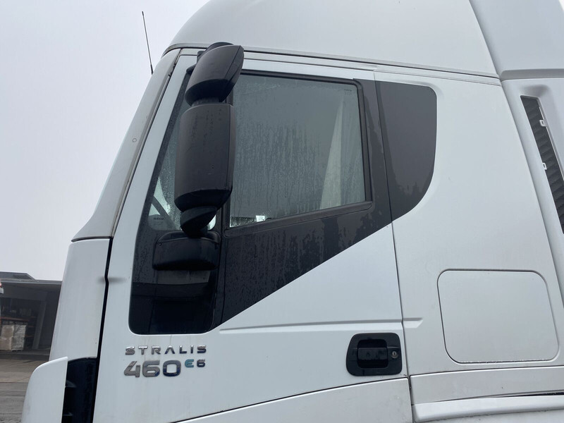 Iveco STRALIS - Дверь и запчасти для Грузовиков: фото 1 Iveco STRALIS - Дверь и запчасти для Грузовиков: фото 1