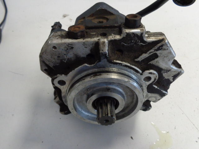 MAN TGX - Топливный насос для Грузовиков: фото 1 MAN TGX - Топливный насос для Грузовиков: фото 1