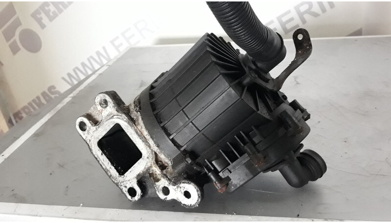 Mercedes-Benz Actros MP4 - Масляный фильтр для Грузовиков: фото 3 Mercedes-Benz Actros MP4 - Масляный фильтр для Грузовиков: фото 3