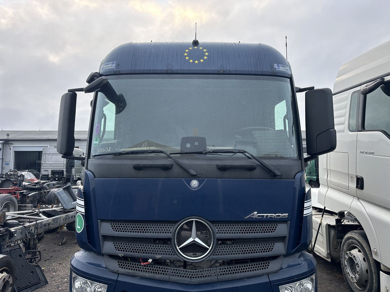 Mercedes-Benz L-cab, StreamSpace 2.30m., tunnel 320mm - Кабина и интерьер для Грузовиков: фото 1 Mercedes-Benz L-cab, StreamSpace 2.30m., tunnel 320mm - Кабина и интерьер для Грузовиков: фото 1