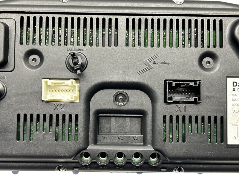 Mercedes-Benz UK version - Приборная панель для Грузовиков: фото 3 Mercedes-Benz UK version - Приборная панель для Грузовиков: фото 3