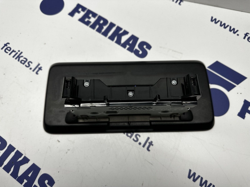 Mercedes-Benz dashboard, digital instrument cluster - Приборная панель для Грузовиков: фото 5 Mercedes-Benz dashboard, digital instrument cluster - Приборная панель для Грузовиков: фото 5