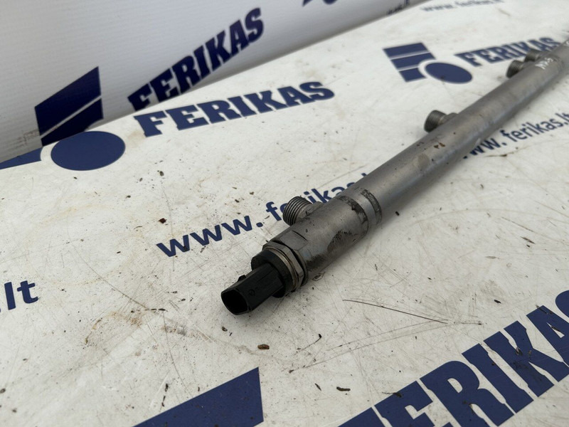 Mercedes-Benz fuel rail - Подготовка топлива для Грузовиков: фото 2 Mercedes-Benz fuel rail - Подготовка топлива для Грузовиков: фото 2