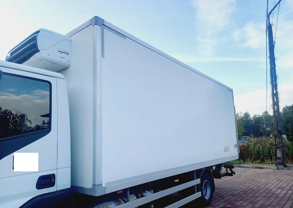 Inny ZABUDOWA CHŁODNIA 5.80 AGREGAT CARRIER 500 - Кузов-рефрижератор: фото 2 Inny ZABUDOWA CHŁODNIA 5.80 AGREGAT CARRIER 500 - Кузов-рефрижератор: фото 2