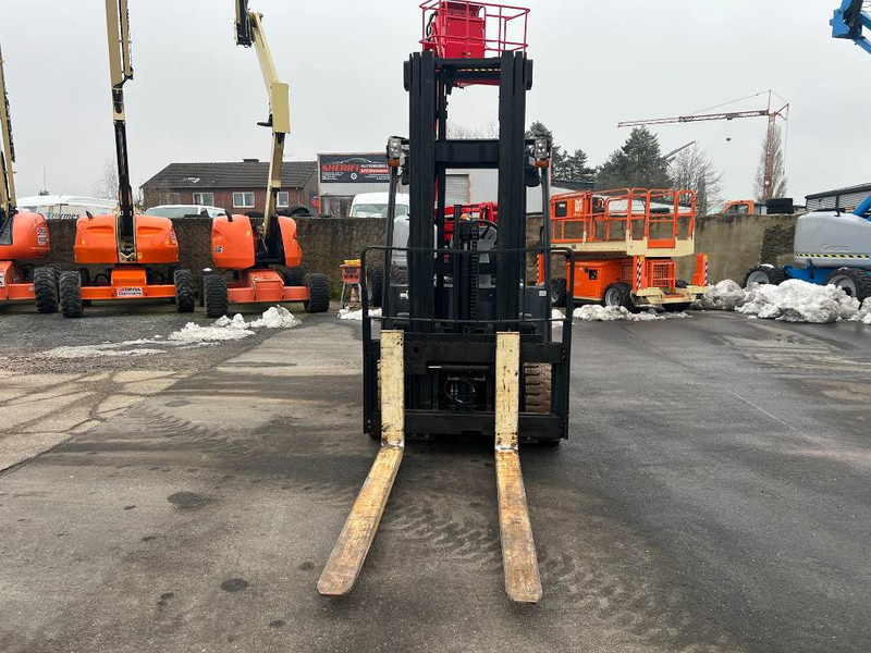 Doosan B50X5 5T 6m Triplex non-marking (1840) - Электропогрузчик: фото 4 Doosan B50X5 5T 6m Triplex non-marking (1840) - Электропогрузчик: фото 4