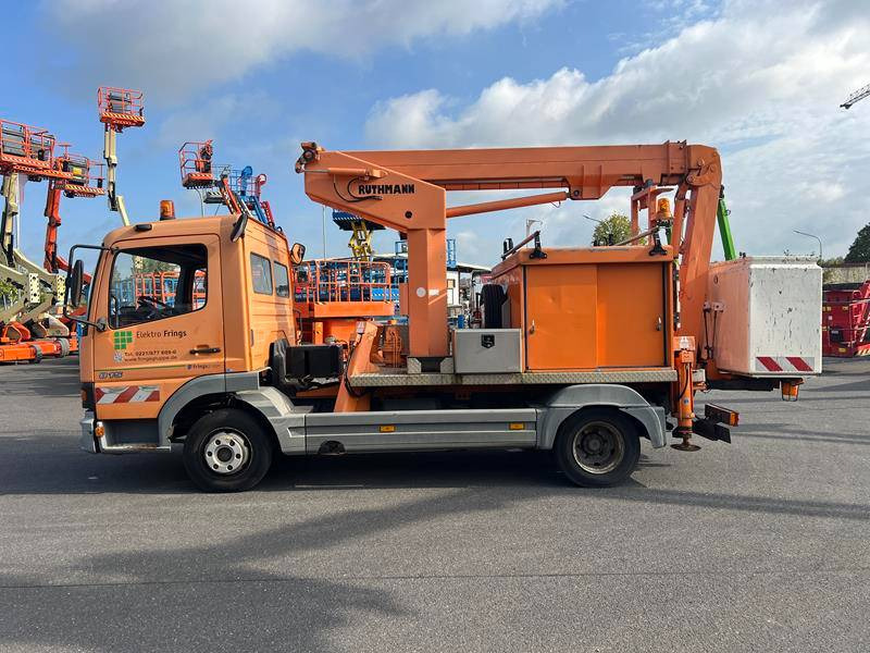 Грузовик с подъемником Ruthmann TK145 Mercedes Atego: фото 1