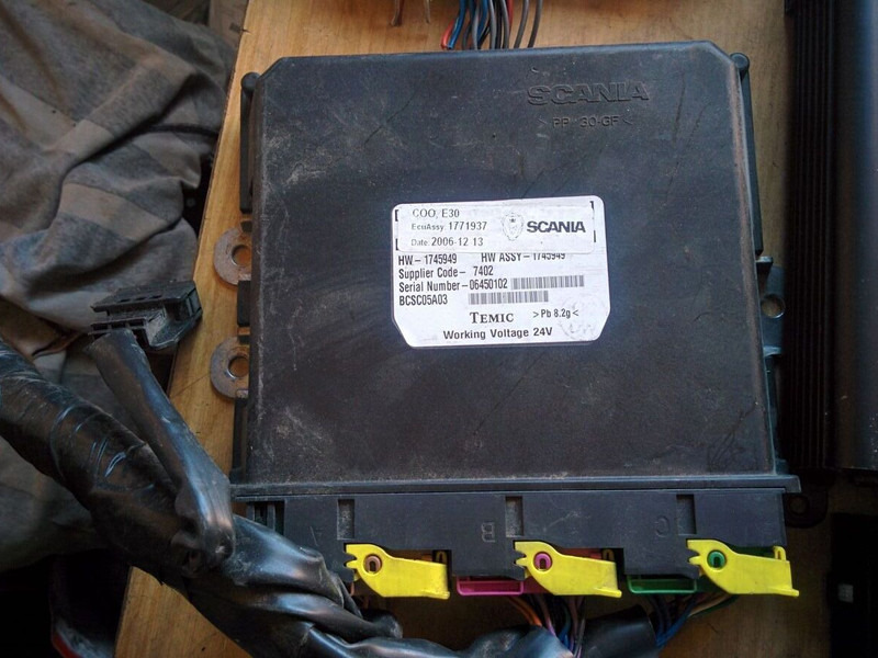 Bosch 1759696. 1851677. 1530440. 1526130. - Блок управления: фото 4 Bosch 1759696. 1851677. 1530440. 1526130. - Блок управления: фото 4