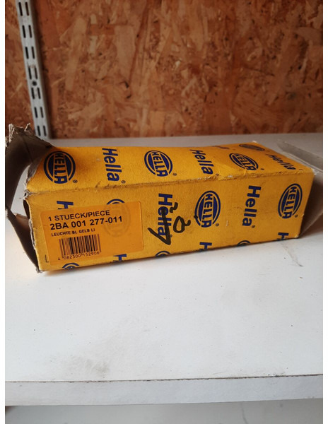 Hella - Поворотный сигнал: фото 2 Hella - Поворотный сигнал: фото 2