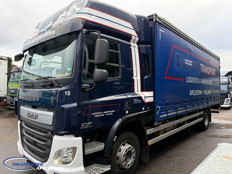 DAF CF 260 FA Slaapcabine, Euro 6, Schuifdak - Тентованный грузовик: фото 2 DAF CF 260 FA Slaapcabine, Euro 6, Schuifdak - Тентованный грузовик: фото 2