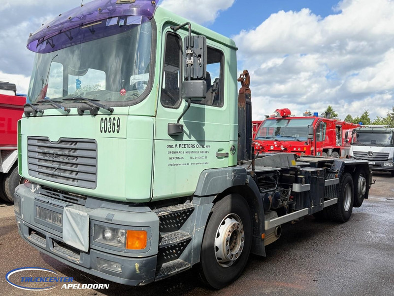 MAN 26.403 6x2 Stuuras, ADR - Крюковой мультилифт: фото 3 MAN 26.403 6x2 Stuuras, ADR - Крюковой мультилифт: фото 3