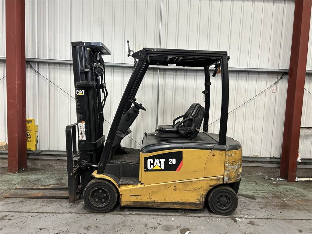 CAT EP20PN - Электропогрузчик: фото 1 CAT EP20PN - Электропогрузчик: фото 1