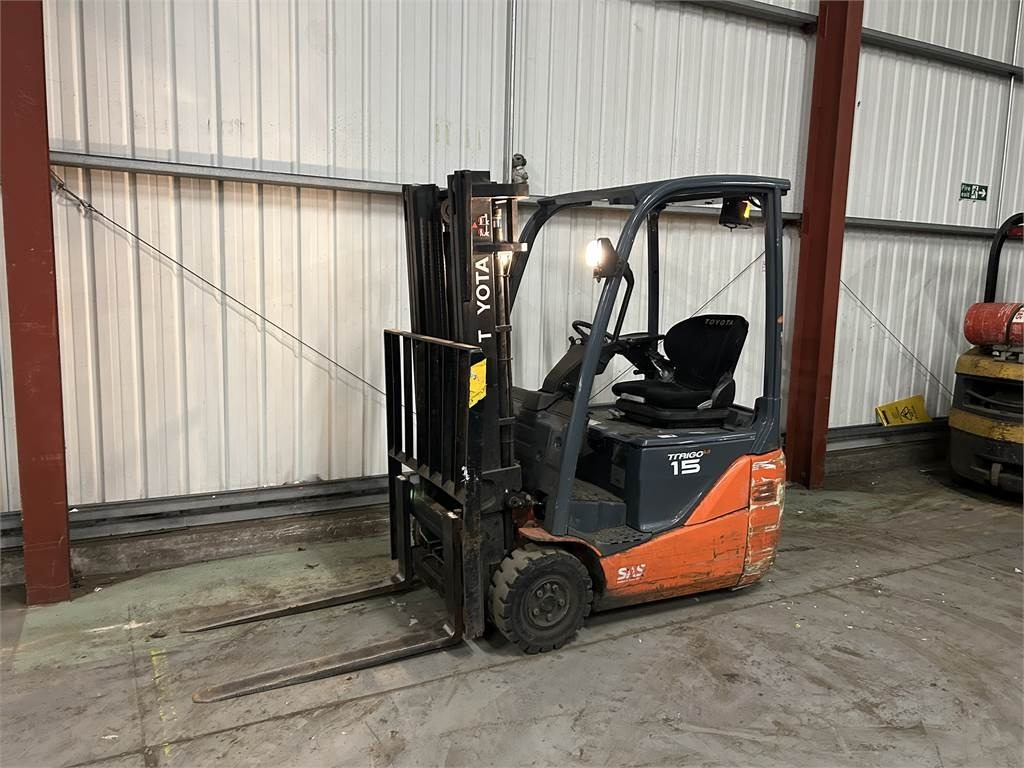 Toyota 8FBE15T - Электропогрузчик: фото 2 Toyota 8FBE15T - Электропогрузчик: фото 2