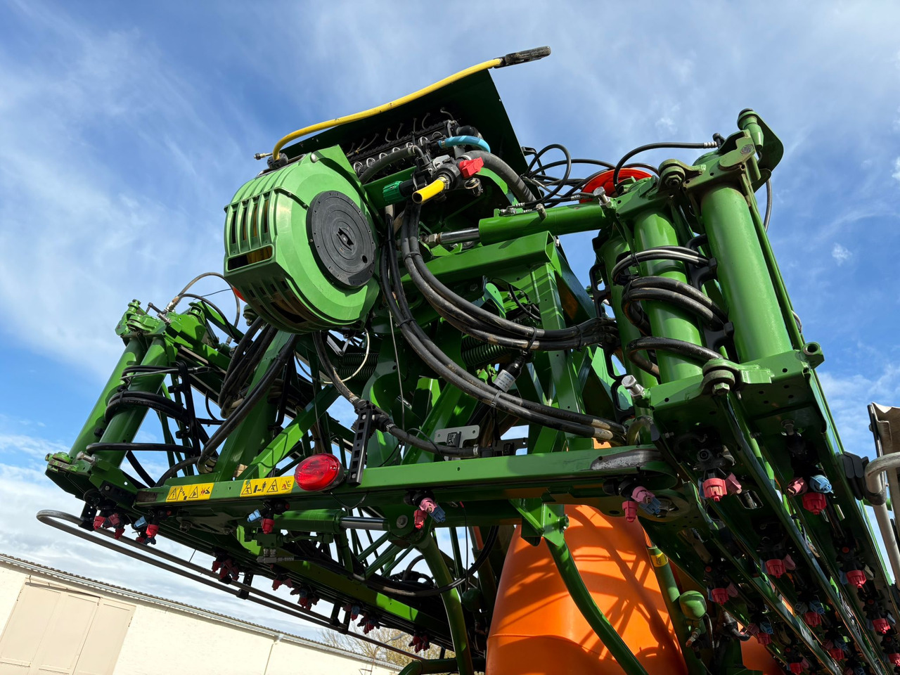 AMAZONE UX 6200 36m GPS - Прицепной опрыскиватель: фото 3 AMAZONE UX 6200 36m GPS - Прицепной опрыскиватель: фото 3