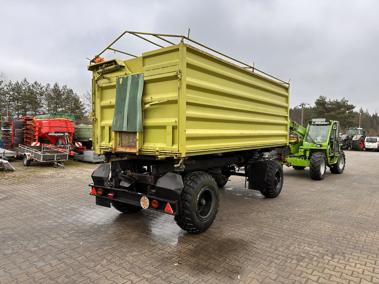 Сельскохозяйственный прицеп-самосвал Conow HW 180 V 9 3 strony wywrot 18 ton: фото 17