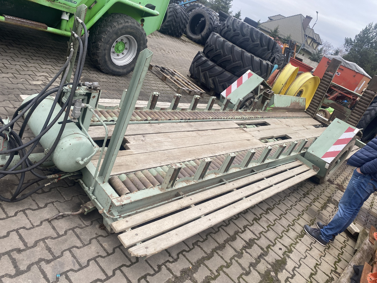 FORTSCHRITT HTS 30.04/1 Przyczepa do skrzyniopalet samowyladowcza - Сельскохозяйственный прицеп: фото 5 FORTSCHRITT HTS 30.04/1 Przyczepa do skrzyniopalet samowyladowcza - Сельскохозяйственный прицеп: фото 5