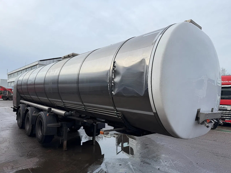 Burg O-3-45T, 2 AXEL STEERING,34000 LITER - Полуприцеп-цистерна: фото 3 Burg O-3-45T, 2 AXEL STEERING,34000 LITER - Полуприцеп-цистерна: фото 3