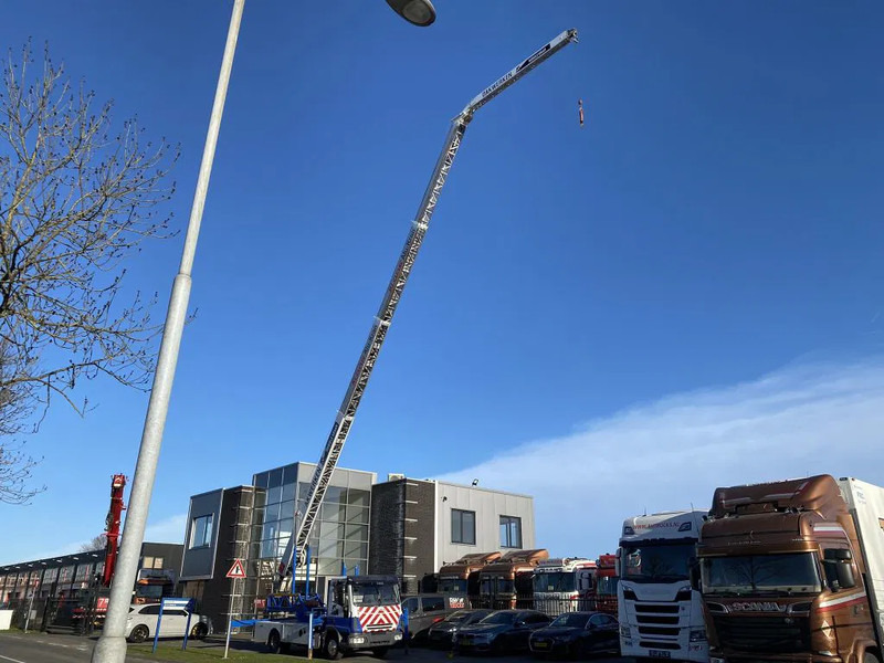 Iveco EuroCargo 90 E18 - EURO 5 + KLAAS ALU-KRAN 30 METER MET REMOTE - Автоманипулятор: фото 4 Iveco EuroCargo 90 E18 - EURO 5 + KLAAS ALU-KRAN 30 METER MET REMOTE - Автоманипулятор: фото 4