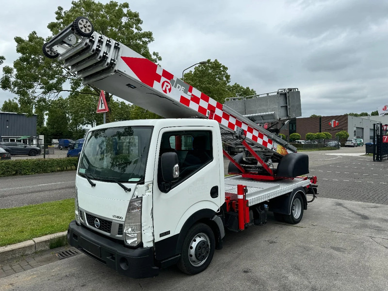 Коммерческий автомобиль Nissan 3X UNIT CABSTAR 35.13 EURO 6 + LIFT 25 METER + REMOTE CONTROL: фото 17