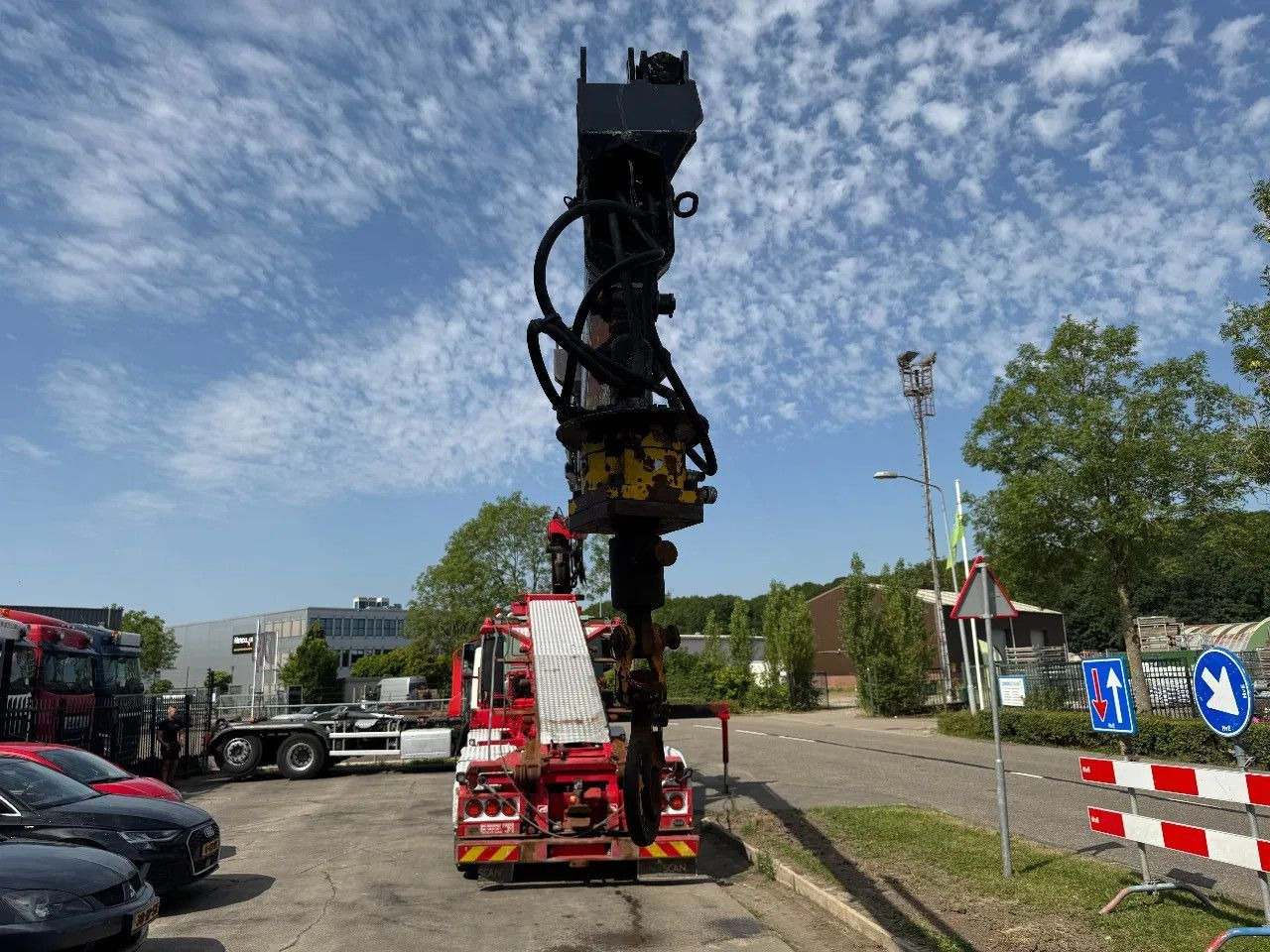 MAN TGS 35.480 8X4 HMF 2420 K5 + HMF ABLE + REMOTE C - Крюковой мультилифт, Автоманипулятор: фото 5 MAN TGS 35.480 8X4 HMF 2420 K5 + HMF ABLE + REMOTE C - Крюковой мультилифт, Автоманипулятор: фото 5