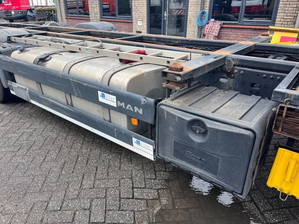 MAN TGX 26.440 XLX 6X2 EURO 5 - BDF CHASSIS + RETARD  в лизинг MAN TGX 26.440 XLX 6X2 EURO 5 - BDF CHASSIS + RETARD: фото 7